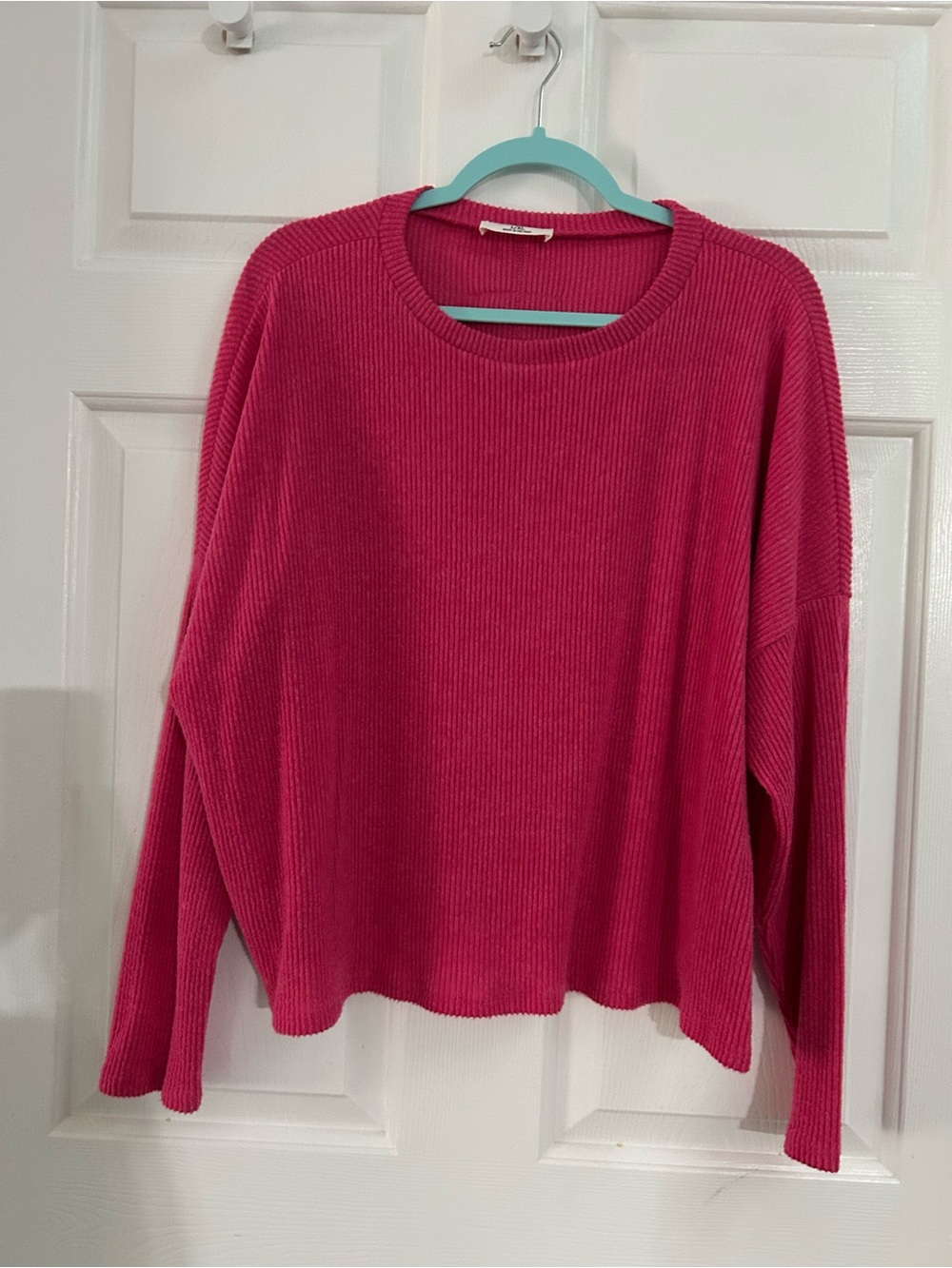 Zenana Outfitters Fuchsia Ribbed Crewneck Sweater